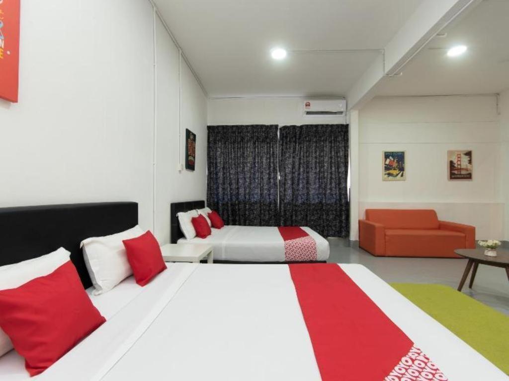 Oyo 43993 Madsuite Kota Kinabalu Luaran gambar