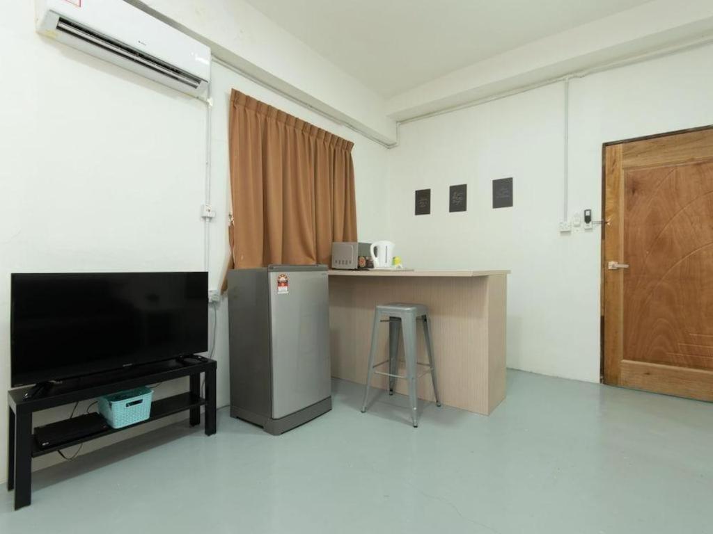 Oyo 43993 Madsuite Kota Kinabalu Luaran gambar