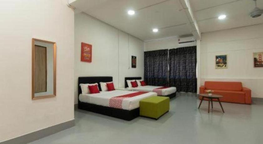 Oyo 43993 Madsuite Kota Kinabalu Luaran gambar